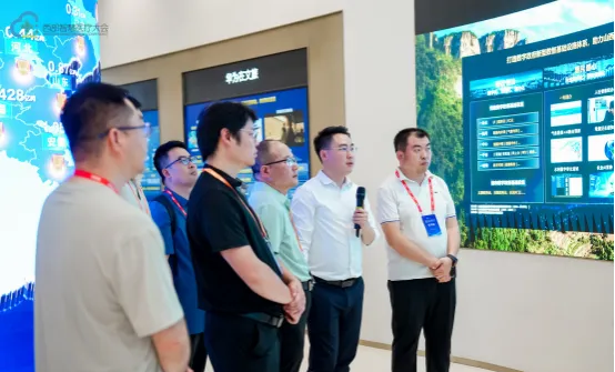 数智中国 健康未来 | 热烈祝贺2026第五届西部智慧医疗大会暨数智健康展览会圆满举行!(图7) 数智中国 健康未来 | 热烈祝贺2026第五届西部智慧医疗大会暨数智健康展览会圆满举行!(图7)